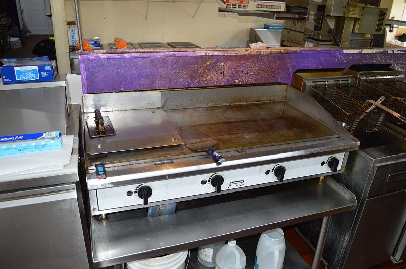 The Lunch Box: 268 Colyar Street, Tracy City, TN 37387